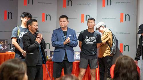 Нуугдмал Шагжтай, ногоон байцаатай номын нээлт